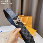 特 Lv㊣ 代工厂货品 4.0宽度 可验货，正品一体铸造五金，原厂皮料！