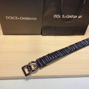 D&G 杜嘉 班纳头层羊皮弹力腰带，搭配精品铜扣，宽度：3.0Cm，