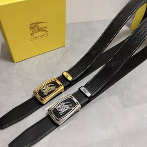 品名：巴宝莉 原单 材质：原单牛皮腰带 百分百头层牛皮腰带保证真皮，24K纯钢扣，专柜原单品质、做工精细，时尚大牌，送人自用首选 包装： 请认准如图专柜包装赠送