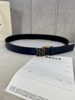Bally 巴利 荔枝纹双面头层牛皮皮带，配有金 银 B 字母扣头该皮带可调节，且能根据需要剪裁质量保证达到修身效果