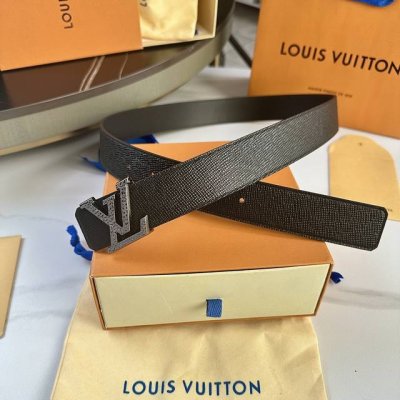 L0Uis Vuitt0N 驢家原單腰帶 寬度35毫米 腰帶採用一面頭層手掌紋皮內襯一面進口小牛皮底 搭配新款五金 可雙面佩戴 經久耐用 時尚百搭款