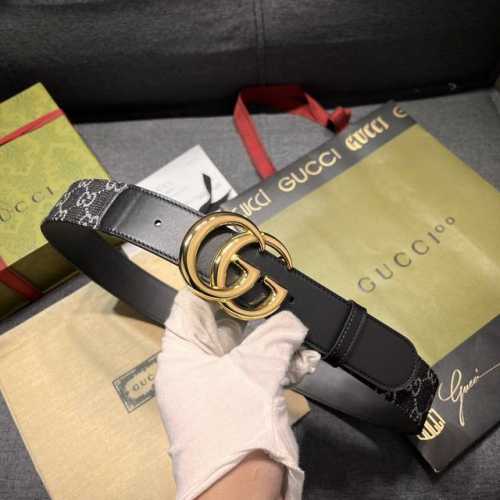 特 宽4.0Cm Gucci 每一季，品牌标识都会吐故纳新，于经典之中融入新意。在这款腰带上，经典Gg标识以亮眼之姿生动呈现，与双G造型配件相得益彰