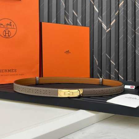 特 Hermes凯利女款皮带，Epsom进口小牛皮，新款镂空穿孔花卉刺绣带身 扣头金银2色！长度可调节 1.8Cm - 点击图像关闭