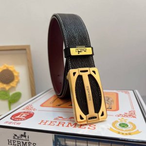 品名：爱马仕.HermèS 原单 材质：原单牛皮腰带 百分百头层牛皮腰带保证真皮，24K纯钢扣，专柜原单品质、做工精细，时尚大牌，送人自用首选 包装： 请认准如