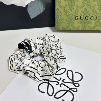 特 单个 配全套包装 Gucci 古驰 爆款真丝发圈，专柜款出货 一看就特别高档 超级百搭 必须自留