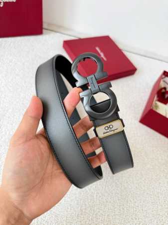 品名：菲拉格慕.Ferrgamo腰带 皮带 原单 型号：挂扣，纯铜材质经典挂扣，实物拍摄，头层牛皮 材料：百分百头层牛皮，保证真皮。纯铜材质，真空电镀永不掉色， - 点击图像关闭