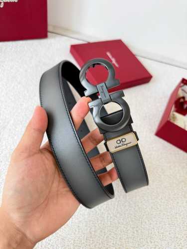 品名：菲拉格慕.Ferrgamo腰带 皮带 原单 型号：挂扣，纯铜材质经典挂扣，实物拍摄，头层牛皮 材料：百分百头层牛皮，保证真皮。纯铜材质，真空电镀永不掉色，