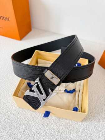 品名 Lv..路易..威登腰带皮带原单 型号 挂扣 经典纯钢材质挂扣 头层牛皮 图片实物拍摄 材料 头层牛皮 挂扣系列 纯钢材质扣头 钯镀电镀工艺永不掉色 原版 - 点击图像关闭