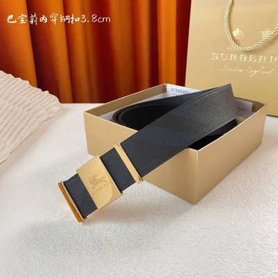 高端品质，实物拍摄 批 配全套礼盒 ： 巴宝莉 ：经典原单品质，经典pvc面配平纹皮底，搭配原单精品钢扣，精工制作，细节看图，实物拍摄，高端奢华，宽度3.8Cm