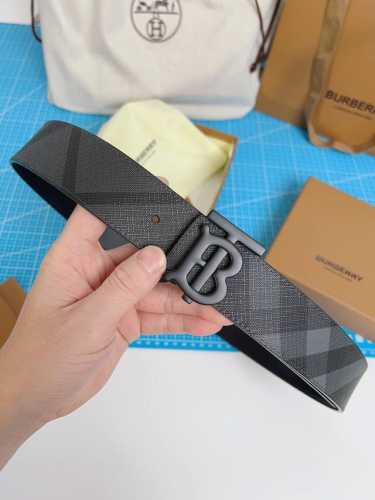 特 巴宝莉 TB系列 全套包装 意大利原厂皮料 双面两用 尺寸4.0cm 五金进口炉内五金，
