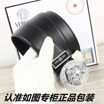 品牌：Versace.范思哲原单 型号：原单！请认准如图专柜包装等级：意大利进口百分百头层牛皮，范思哲.Versace，世界著名奢侈品品牌，美人头经典之作，进口
