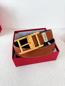 品名：卡地亚 Cartier 原单 腰带 皮带 型号：针扣，原版经典针式扣头，实物拍摄，双面头层牛皮 材料：百分百头层牛皮，保证真皮。双面可用专柜同等质量，原版