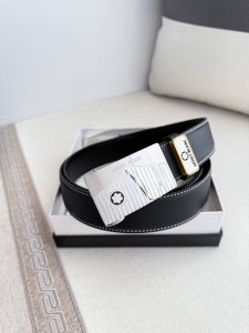 品名：万宝龙.Montblanc原单 腰带 自动皮带 型号：自动带，原版新款纯钢材质自动扣，双面头层牛皮实物拍摄， 材料：百分百头层牛皮，保证真皮。专柜同等质量