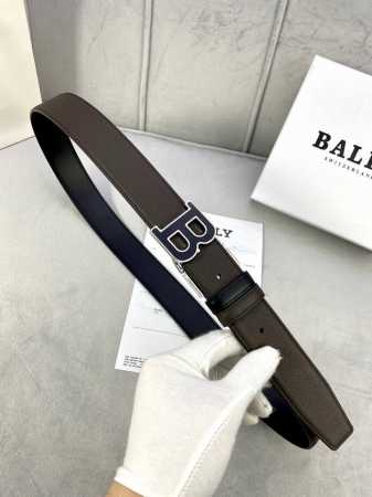 特 宽度3.5Cm Bally 巴利手掌纹皮底双面头层牛皮皮带，配有金银字母扣头该皮带可调节，且能根据需要剪裁质量保证达到修身效果 - 点击图像关闭