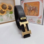 品名：爱马仕.HermèS 原单 材质：原单牛皮腰带 百分百头层牛皮腰带保证真皮，24K纯钢扣，专柜原单品质、做工精细，时尚大牌，送人自用首选 包装： 请认准如