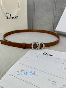 宽度2.0Cm Dior 迪奧 爆款平面無線帶身 Saddle进口小牛皮带身 金属“Cd”标志 採用進口雙面頭層牛皮