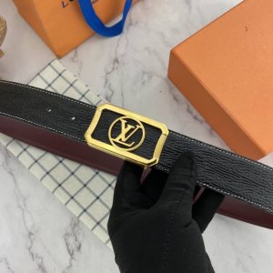 特P180 Lv 男士腰带38Mm 双面进口皮可双面使用 专柜走线 搭配新款扣