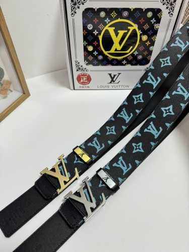 品名：Lv..路易..威登 材质：原单牛皮腰带 百分百头层牛皮腰带保证真皮，24K纯钢扣，专柜原单品质、做工精细，时尚大牌，送人自用首选 包装： 请认准如图专柜