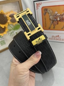 品名：爱马仕.HermèS 原单 材质：原单牛皮腰带 百分百头层牛皮腰带保证真皮，24K纯钢扣，专柜原单品质、做工精细，时尚大牌，送人自用首选 包装： 请认准如