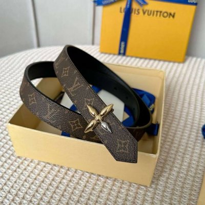 特 L0Uis Vuitt0N 今季新品 驢家女士原單腰帶 寬度25毫米 定制帆布面搭配小牛皮底 全新開模扣 多種五金可供選擇. 雙面用 百搭款