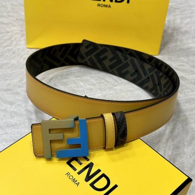 特 Fendi 芬迪 专柜同款 宽4.0Cm 双环正反用腰带 Ff按钉搭扣 双色cuoio Romano皮革材质 反面面料带有烟草黄和黑色ff图案 黑色珐琅金属