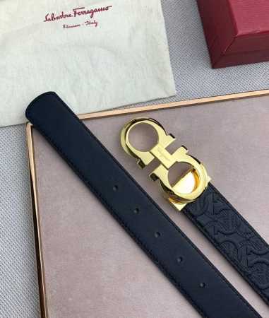 F家 专柜新款 小牛皮黑色压花腰带，搭配gancini扣饰开合，彰显时髦气息。宽度3.5Cm，长度可自行裁剪，工艺精湛、手感柔软、细腻，经典之作.支持芯片认证！ - 点击图像关闭