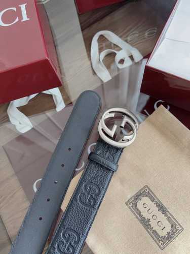 Gucci 经典全皮压花宽度4.0Cm 专柜新版Logo横标，原版进口南非皮底，精品双G铜扣 高端品质，不惧对比。
