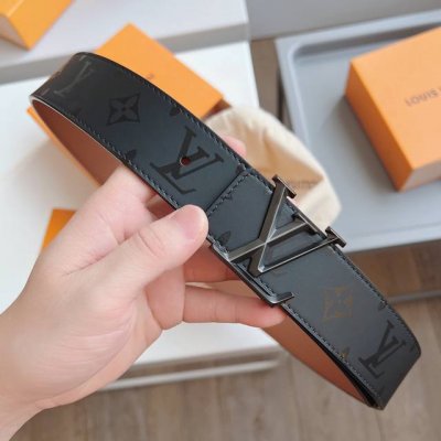 特 Lv.路易威登 全套包装 原版品质 代工厂货品 40Mm宽度 正品一体铸造五金钢扣，原厂皮料 双面原厂定制面料，区别市场货