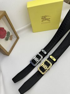品名：巴宝莉 自动带 材质：原单牛皮腰带 百分百头层牛皮腰带保证真皮，24K纯钢扣，专柜原单品质、做工精细，时尚大牌，送人自用首选 包装： 请认准如图专柜包装赠