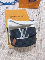 配全套包装礼盒 Louis Vitton 原单实拍 4.0Cm男款 精细打磨钢扣 原版开料 带身双面设计