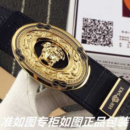 品名：范思哲.Versace原单 型号：认准如图专柜包装，赠送打孔器 材料：百分百头层牛皮保证真皮。美人头，24K钢扣，复古雕花工艺专柜同等质量， 送人自用首选 - 点击图像关闭