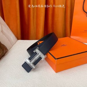 爱马仕 Hermes 原单爱马仕，宽3.8Cm进口原版皮带身，双面可两面用，精品电镀五金 ！