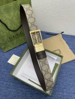 品牌 古驰 Gucci 特 描述 采用高级gucci Signature真皮精制而成，触感厚实，饰以双g商标带扣。腰带为意大利尺寸，请在购买前参阅腰带尺寸指南.