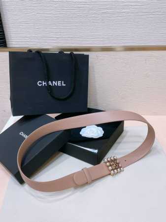 Chanel 24C 小牛皮、金属 与琉璃珍珠 金与珍珠白 Logo搭扣 手感柔软 细腻3.0Cm 码数75- -100 - 点击图像关闭