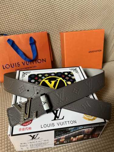 品名：Lv..路易..威登原单 材质：原单牛皮腰带 百分百头层牛皮腰带保证真皮，24K纯钢扣，专柜原单品质、做工精细，时尚大牌，送人自用首选 包装： 请认准如图