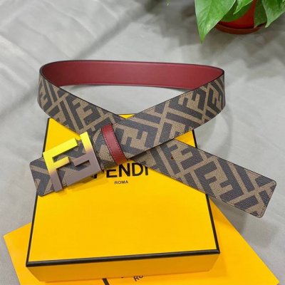fendi 芬迪 专柜同款 宽4.0Cm 双环正反用腰带 Ff按钉搭扣 酒红色Cuoio Romano皮革材质 反面面料带有烟草黄和黑色Ff图案 黑色珐琅金属饰