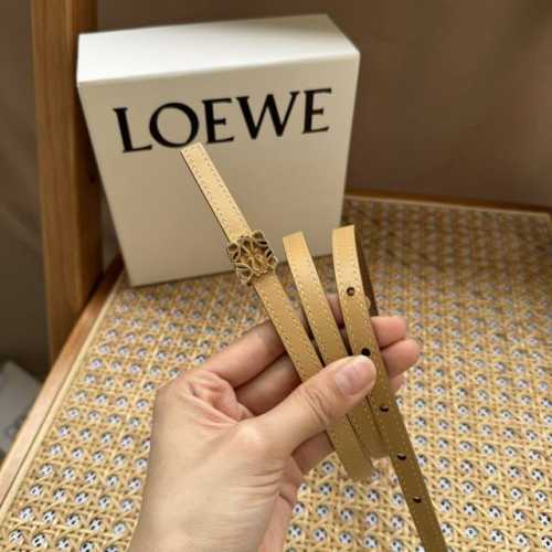 特 Loewe 女士新款腰带 1.0Cm宽 可两用 五金挂锁设计 光滑牛皮革窄版腰带