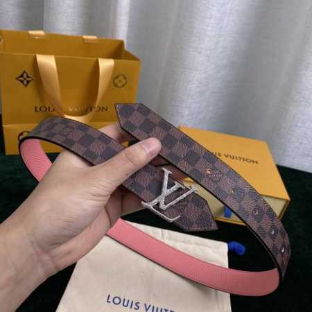 特P170 寬：30Mm 驢牌專櫃同步 全新原單女士腰帶系列 寬度30毫米 M0067 優雅的帆布設計搭配進口荔枝紋牛皮 可雙面佩戴 醒目的金銀色處飾有字母Lo - 点击图像关闭