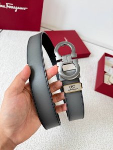 品名：菲拉格慕.Ferrgamo腰带 皮带 原单 型号：挂扣，纯铜材质经典挂扣，实物拍摄，头层牛皮 材料：百分百头层牛皮，保证真皮。纯铜材质，真空电镀永不掉色，