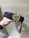 范思哲～专柜同款、实拍专柜官网，支持Nfc尺寸:38Mm，原版立体人头扣 美人头，极富设计美感 ，采用原版织物面料提花配制小牛皮，清晰美观，皮质软，手感舒适，档