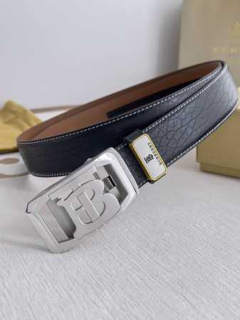 品名：巴宝莉.Burberry 腰带自动带 皮带 型号：自动扣，纯钢材质自动扣，自动带身，双面头层牛皮 材料：百分百头层牛皮，保证真皮。24K纯钢扣专柜同等质量 - 点击图像关闭
