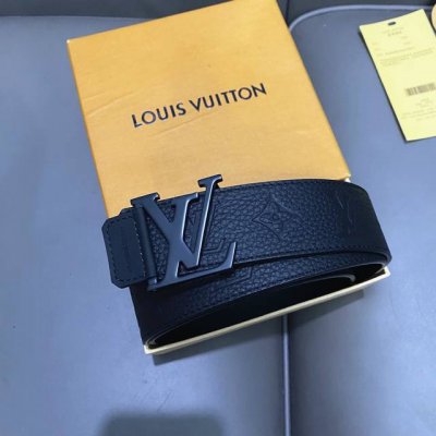 驢家經典款。L0Uis Vuitt0N 今季新品 男士原單腰帶 寬度40毫米 經典荔枝紋牛皮壓花大圖案 搭配雙色五金 可雙面佩戴 適合沈穩低調的男士使用