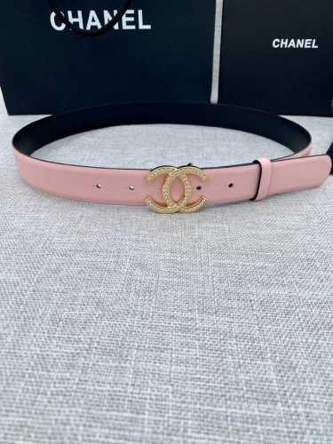 宽度3.0Cm Chanel 香奈儿 原版碰纹牛皮金 银 色镶钻钢扣。