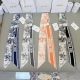 Dior25年新款春季丝巾，款款都美，挑不过来了，修长版型搭配尖头设计，款式经典别致。背面饰以对比鲜明的“Christian Dior”标志提花条形图案。可与各