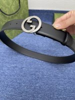 【品牌】古驰 Gucci 特P170 【描述】采用高级Gucci Signature真皮精制而成，触感厚实，饰以双G商标带扣。腰带为意大利尺寸，请在购买前参阅腰