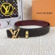 品名：Lv..路易..威登原单 材质：原单牛皮腰带 百分百头层牛皮腰带保证真皮，24K纯钢扣，专柜原单品质、做工精细，时尚大牌，送人自用首选 包装： 请认准如图