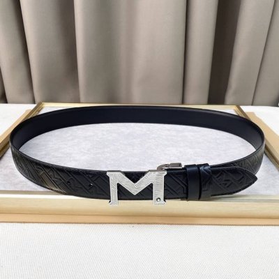 Montblan头层牛皮3.5Cm 年轻时髦！ 官网同步，纯铜金属标识。该皮带可调节，且能根据需要剪裁，达到修身效果。