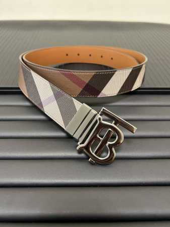 Burberry 巴宝莉专柜同步上新精选品牌标志性london格纹 搭配平滑皮革内衬设计 精致优雅 简单大方--宽度3.5Cm - 点击图像关闭