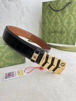 品名：古驰.Gu...Cci 原单 腰带 皮带 型号：挂扣，纯铜材质扣头，头层牛皮，图片实物拍摄材料：百分百头层牛皮，保证真皮。24K纯铜扣专柜同等质量， 经典