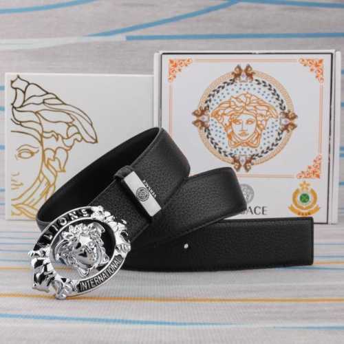 品名：Versace.范思哲 材质：原单牛皮腰带 百分百头层牛皮腰带保证真皮，24K纯钢扣，专柜原单品质、做工精细，时尚大牌，送人自用首选 包装： 请认准如图专